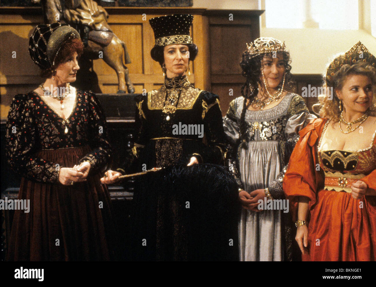 CARRY ON COLUMBUS (1992) MAUREEN LIPMAN COCL 009 Stock Photo Alamy