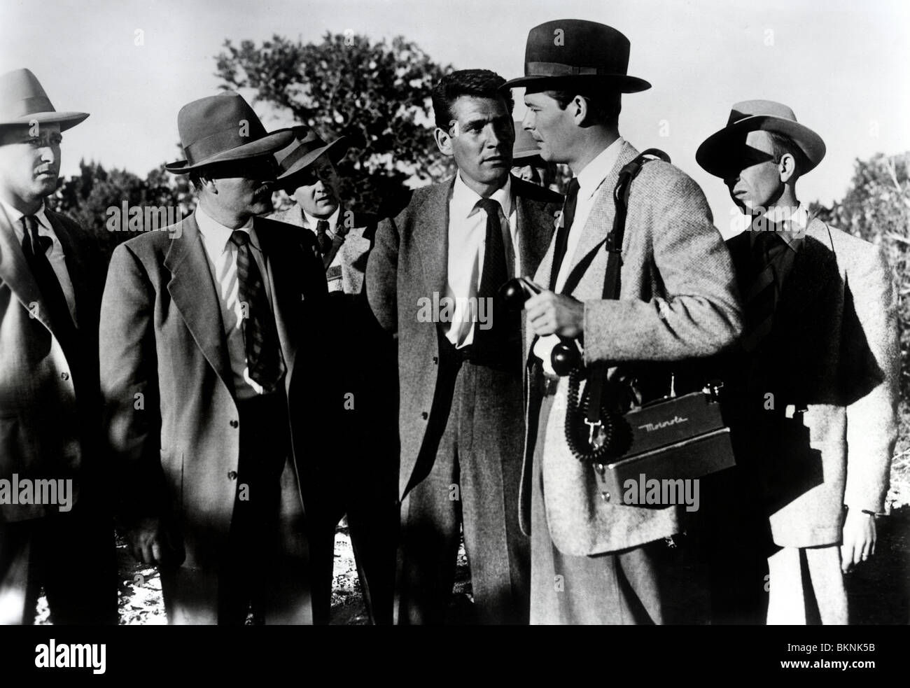 ATOMIC CITY (1952) GENE BARRY, MILBURN STONE JERRY HOPPER (DIR) ATMC 001P Stock Photo