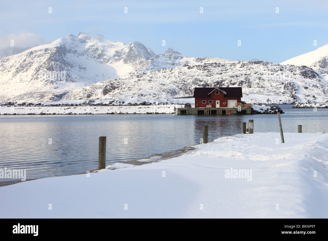 A lone boathouse/rorbu in Ramberg on Flakstadøy, one of the Lofoten Islands in Norway Stock Photo