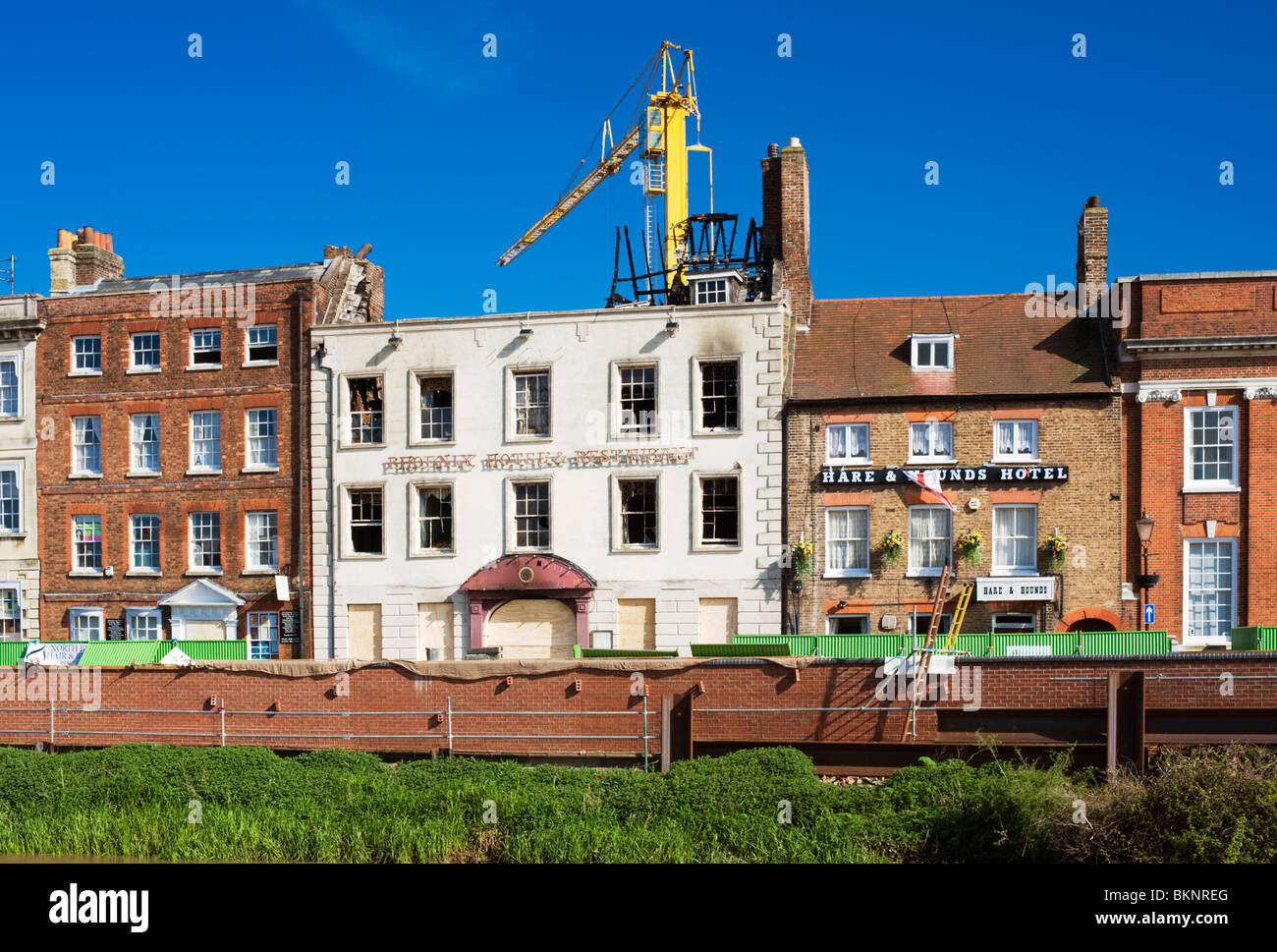 The burnt-out shell of the Phoenix Hotel and Restaurant , Wisbech, Cambridgeshire, shortly after the fire in April 2009 Stock Photo