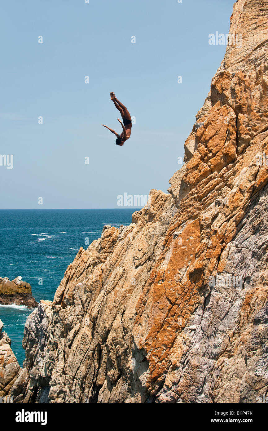 La Quebrada Cliff Diver in Action, Acapulco, Mexico Stock Photo Alamy