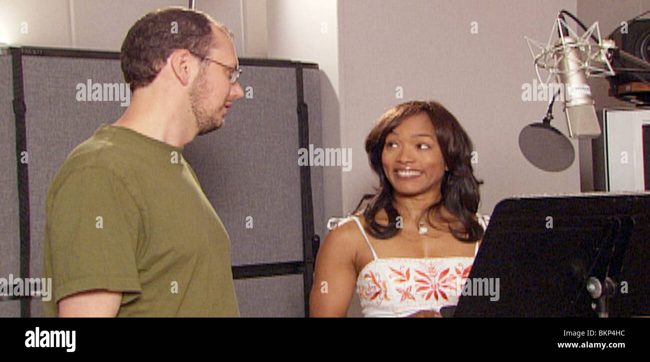 FILMING, ON SET, O/S 'MEET THE ROBINSONS' (2007) A DAY WITH WILBUR ROBINSON (ALT) WITH STEPHEN ANDERSON (DIR), ANGELA BASSETT Stock Photo