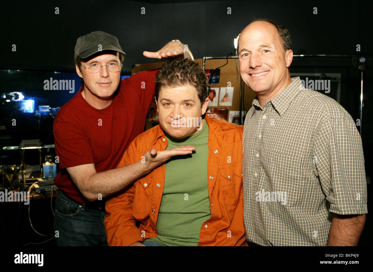 FILMING O S RATATOUILLE 2007 ANIMATED BRAD BIRD DIR PATTON OSWALT BRAD LEWIS RATA 001 04 Stock Photo Alamy