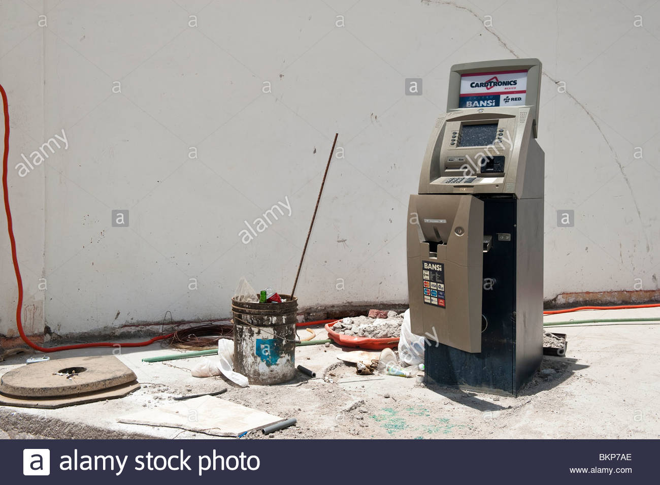 Out Of Order Atm Stock Photos & Out Of Order Atm Stock Images Alamy