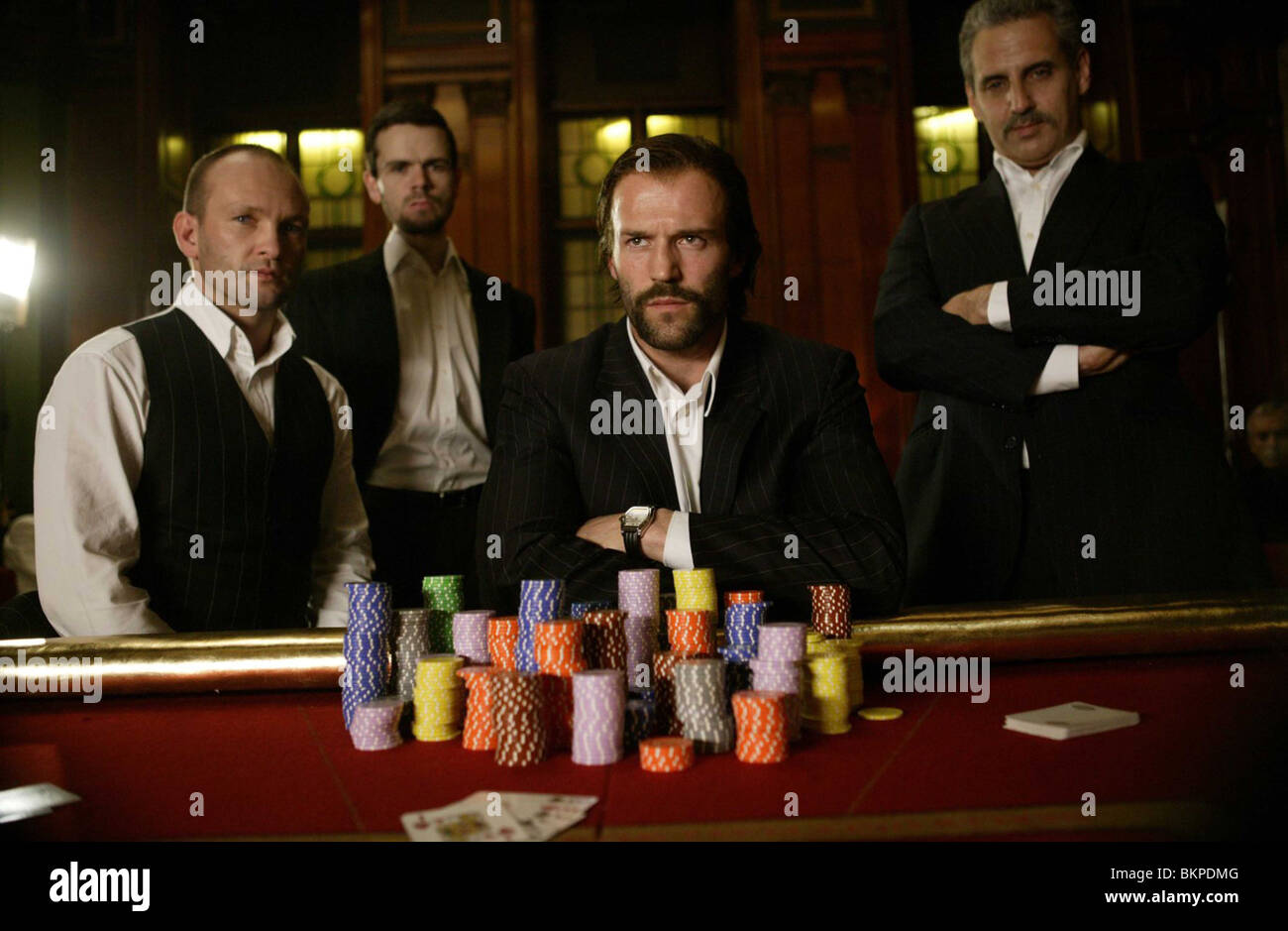 REVOLVER (2005) GUY RITCHIE (DIR) REVR 004 Stock Photo Alamy
