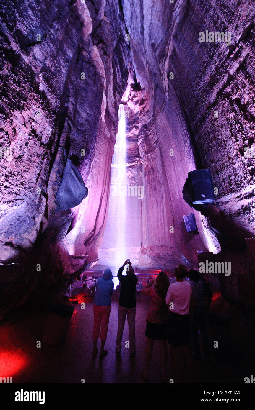 Ruby falls lookout mountain hi-res stock photography and images - Alamy