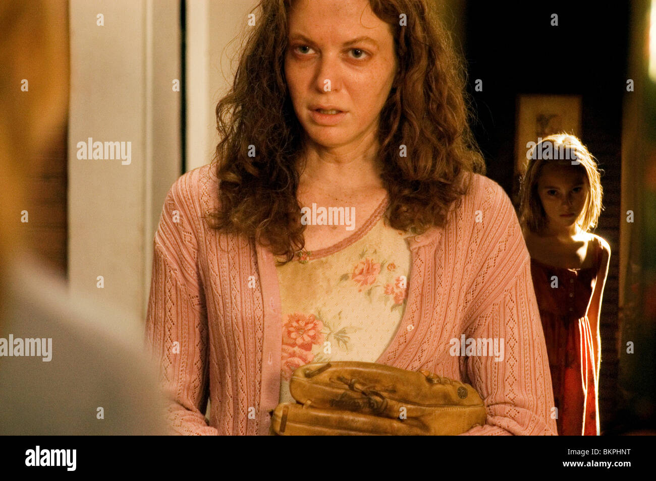 THE REAPING (2007) ANDREW FRANKLE, ANNASOPHIA ROBB REAP 00112 Stock