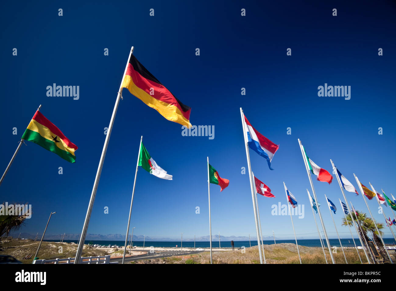 Row national flags world hi-res stock photography and images - Alamy