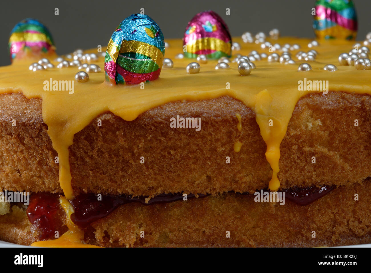 Easter cake hi-res stock photography and images - Alamy