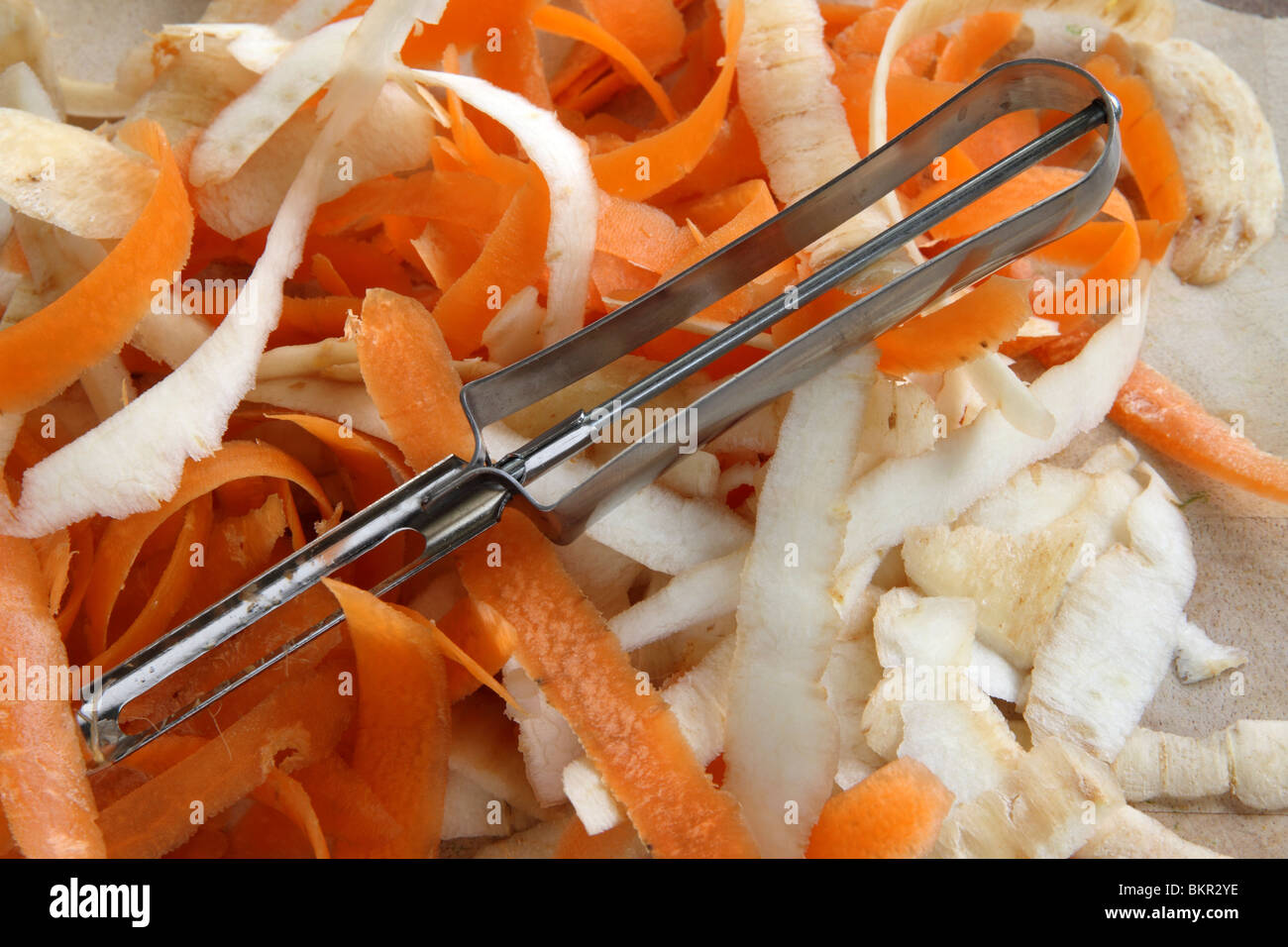 Vegetable peelings hires stock photography and images Alamy