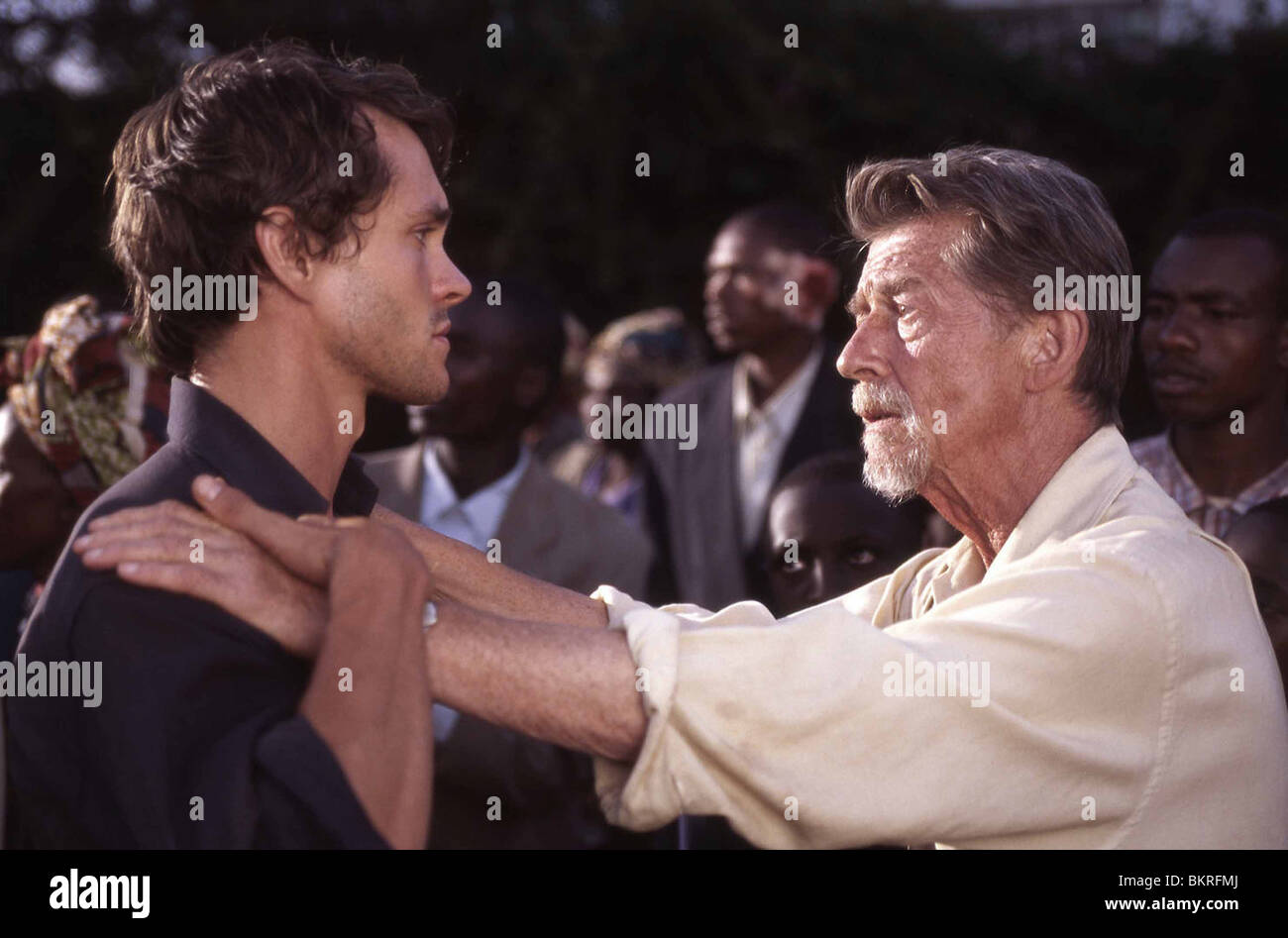 SHOOTING DOGS (2005) BEYOND THE GATES (ALT) JOHN HURT, HUGH DANCY