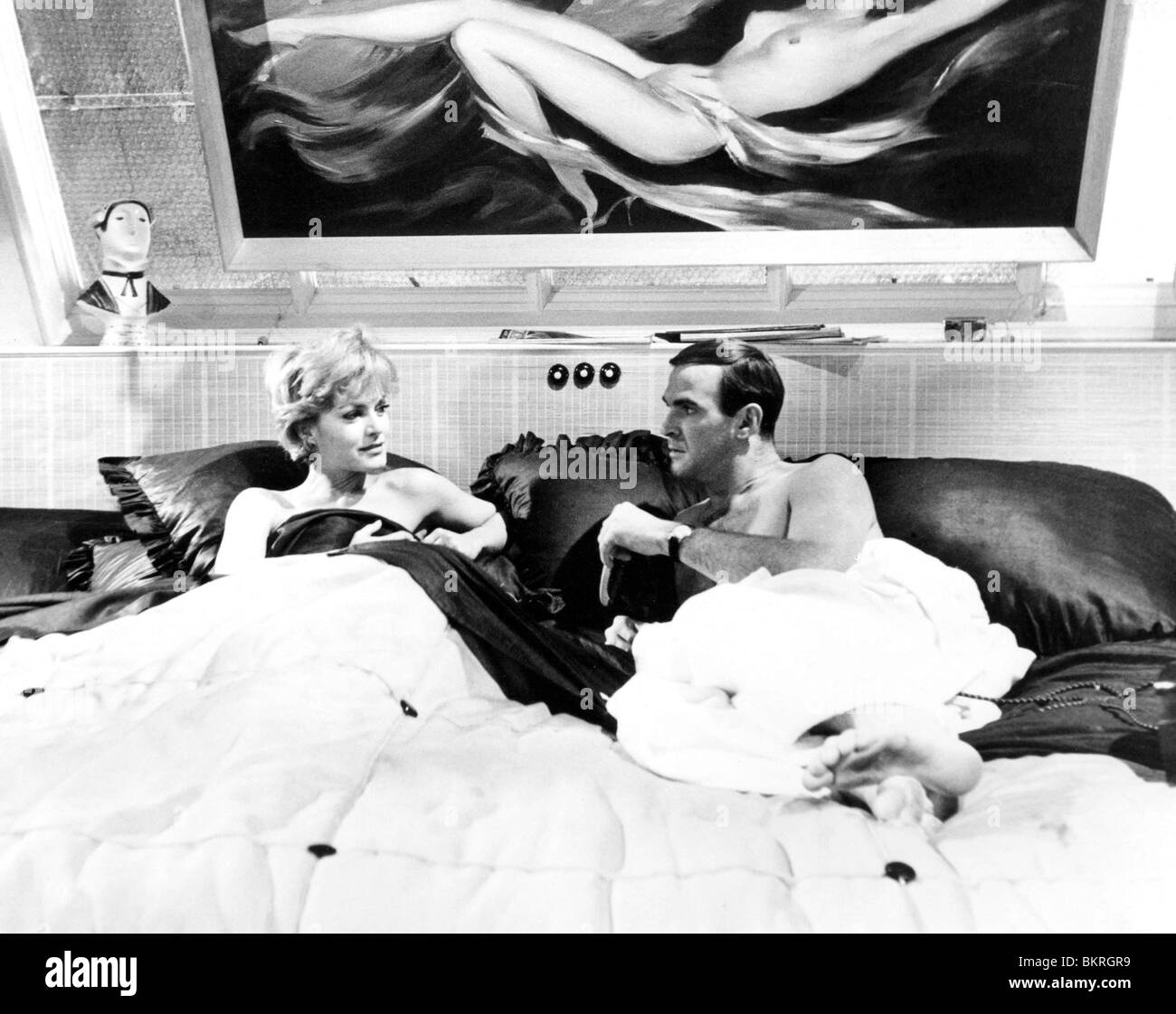 The criminal 1960 stanley baker Black and White Stock Photos & Images ...