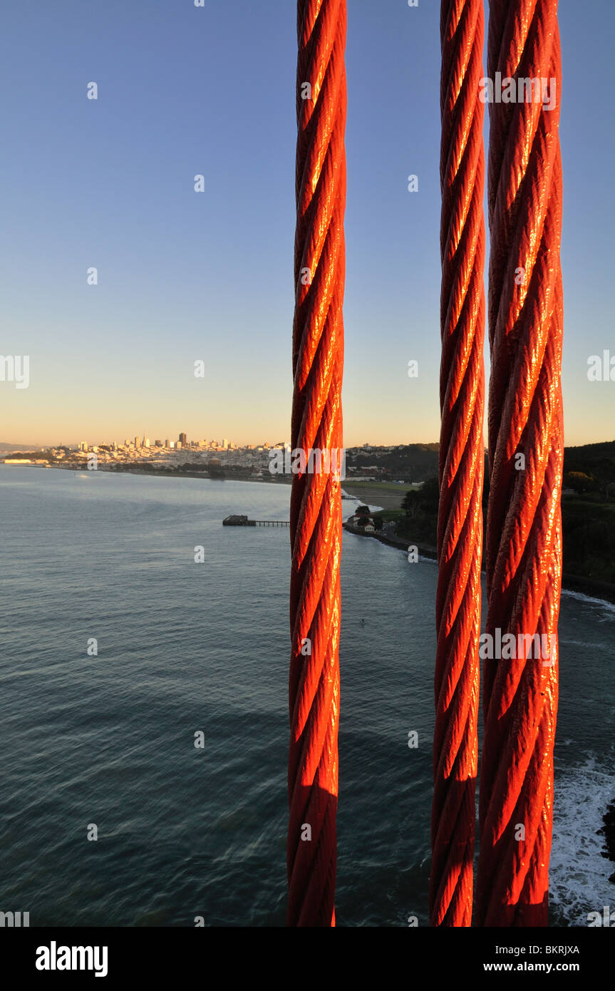 Golden gate bridge cable hires stock photography and images Alamy
