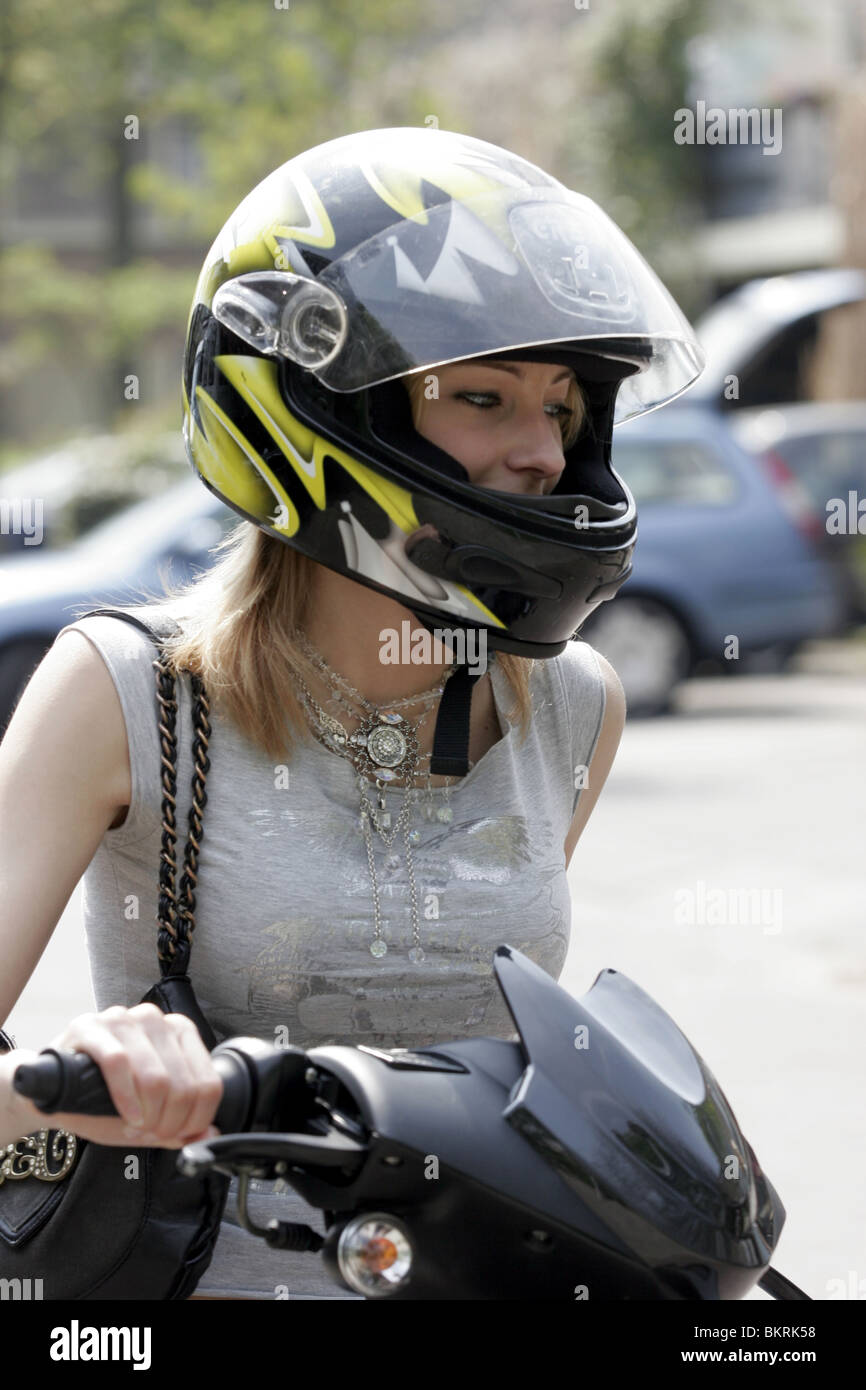 girls scooter helmet