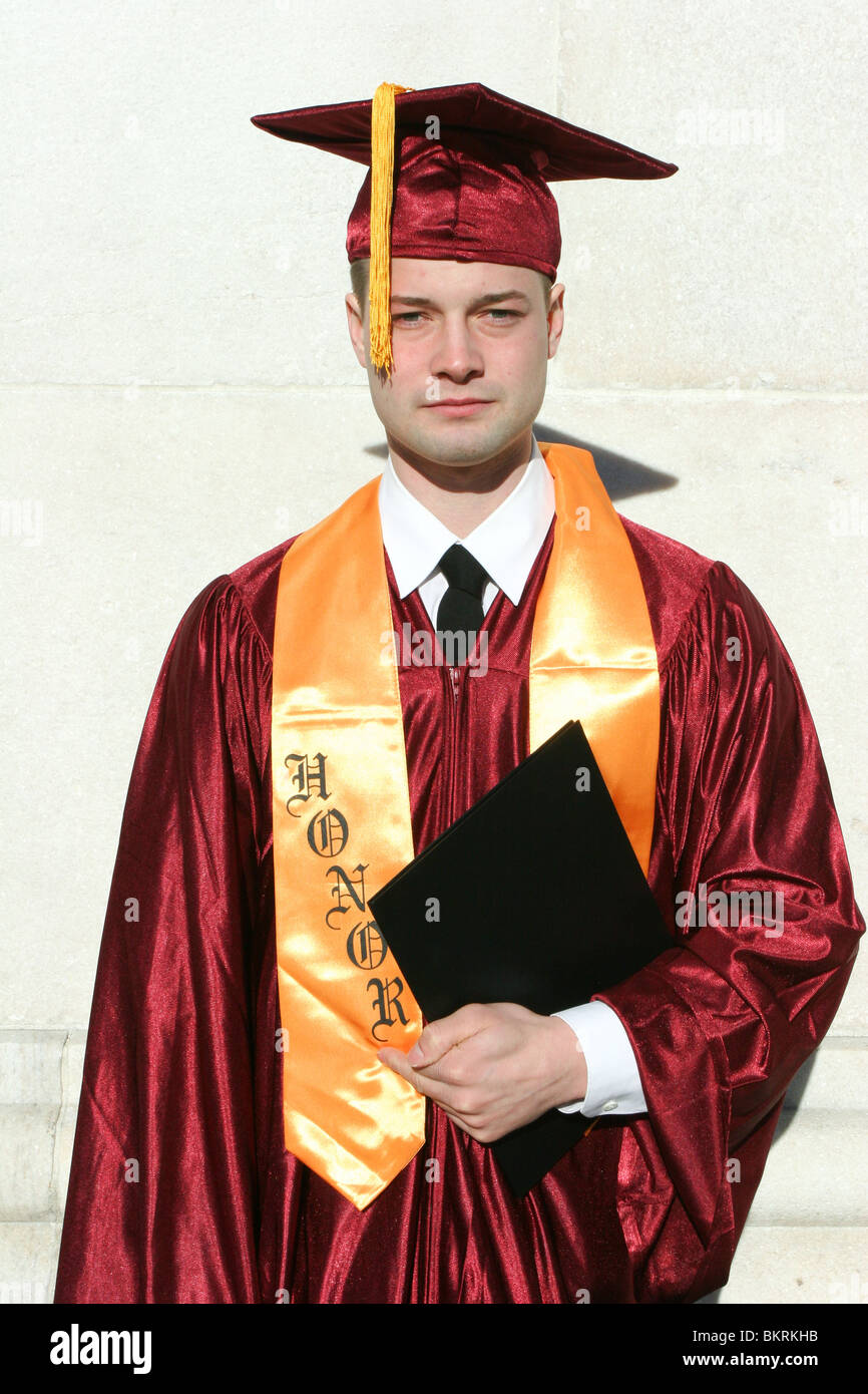 cap and gown for men