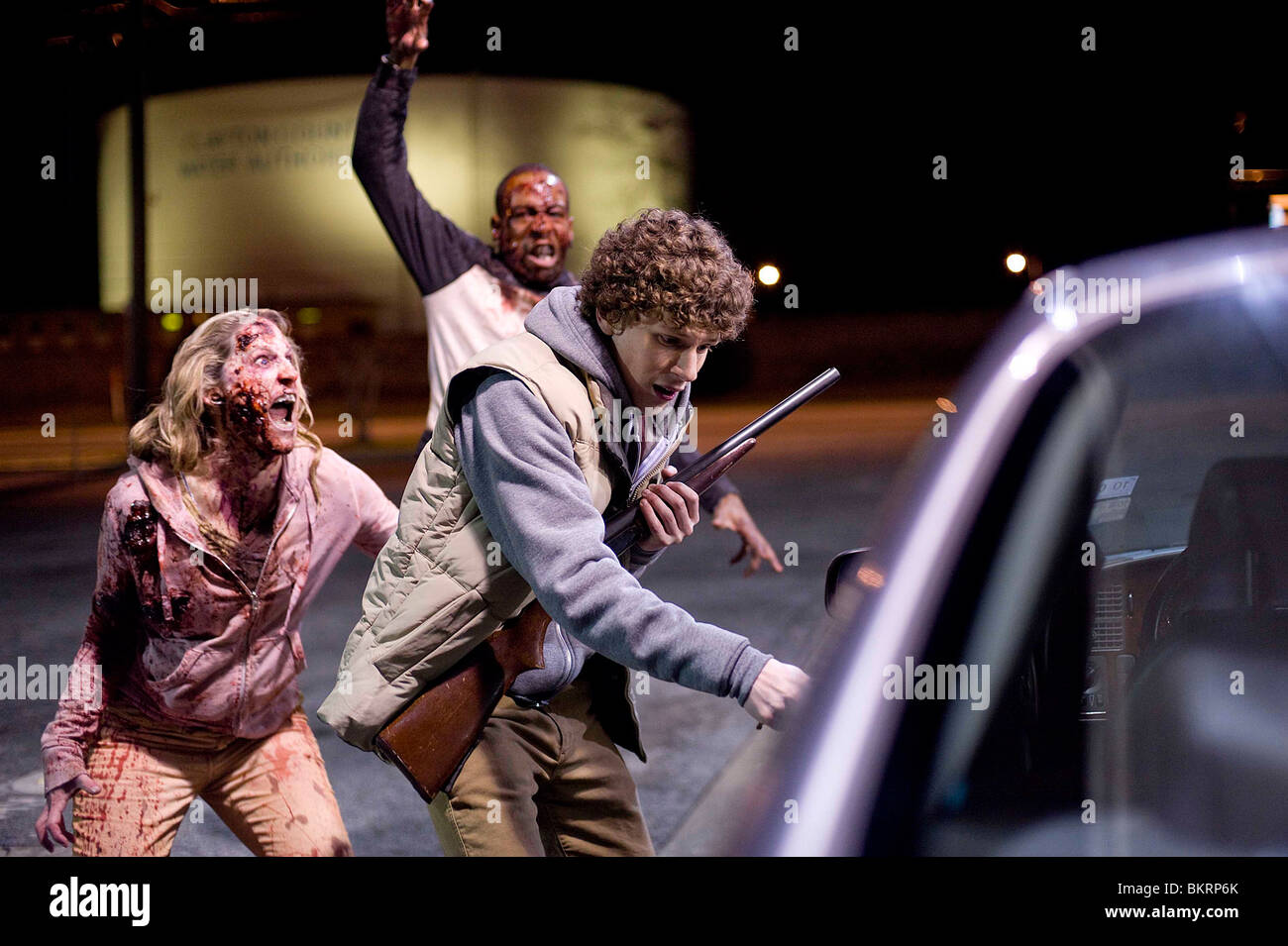 Zombieland 2009 hi-res stock photography and images - Alamy