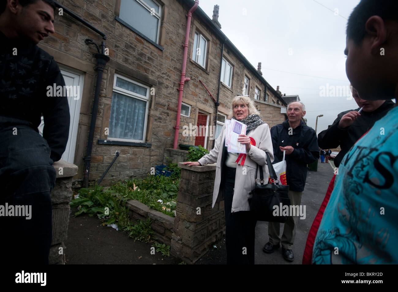 Labour  Party members and candidate Jane Thomas defending the marginal seat of Keighley in the 2010 General Election Stock Photo