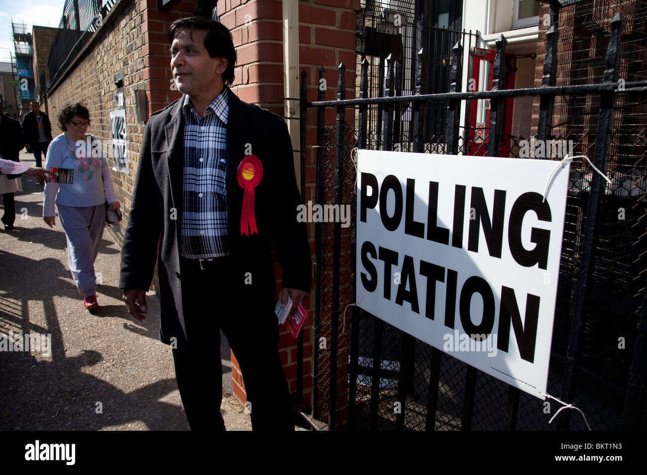 Predominantly Muslim voters, and supporters at a Polling Station in Whitechapel, in the East End of London. Stock Photo