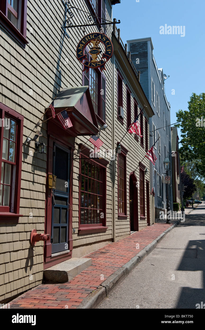 Newport Street Scene with the Tradtional America's Cup Inn on Mary