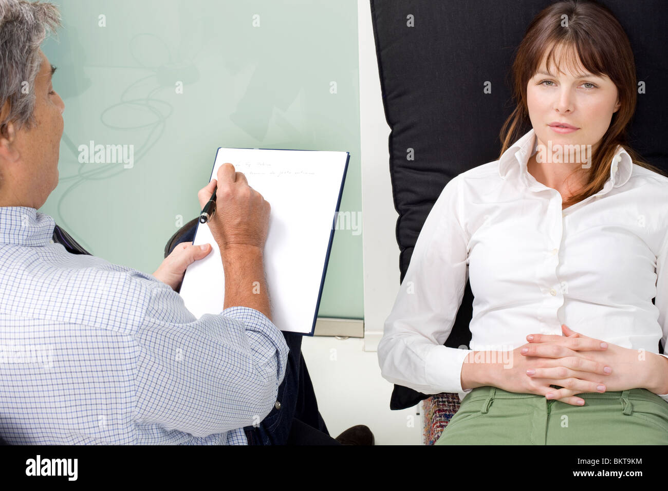 psychiatrist with patient Stock Photo Alamy