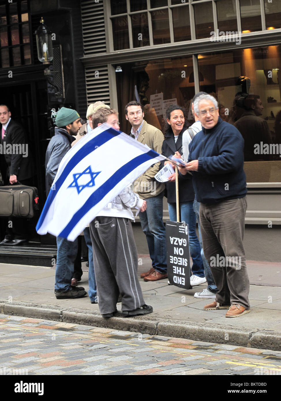 Ahava Israeli Cosmetics shop London Palestinian Demonstration West Bank Goods Stock Photo