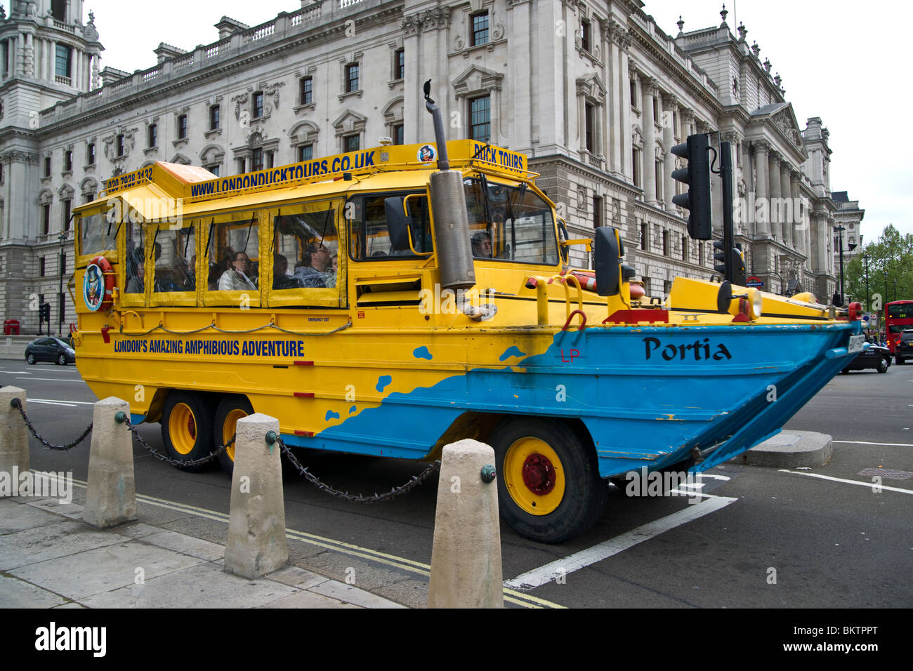 Dukw hires stock photography and images Alamy