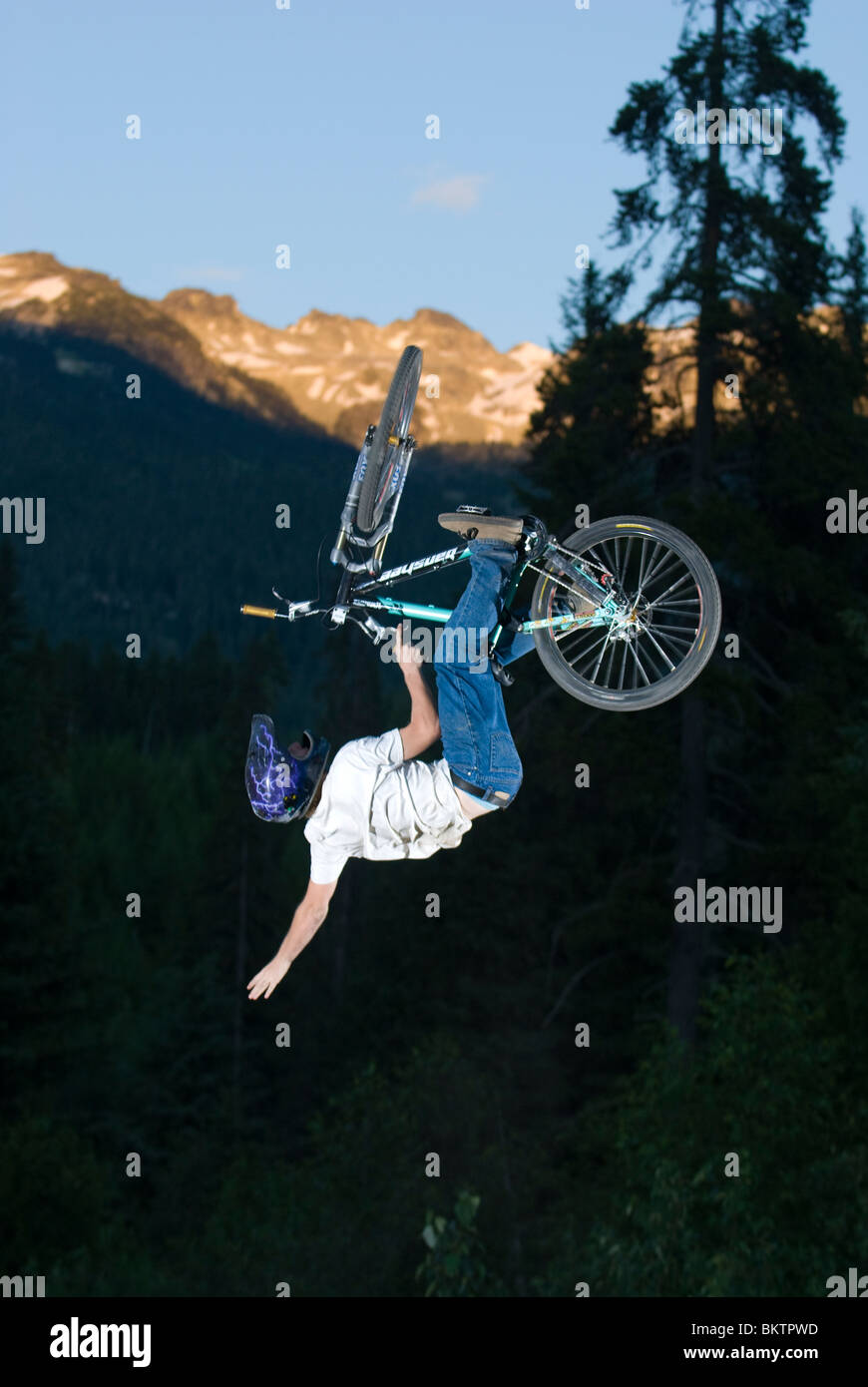 Downhill Mountain Biking in the World Famous Whistler Bike Park Stock Photo Alamy