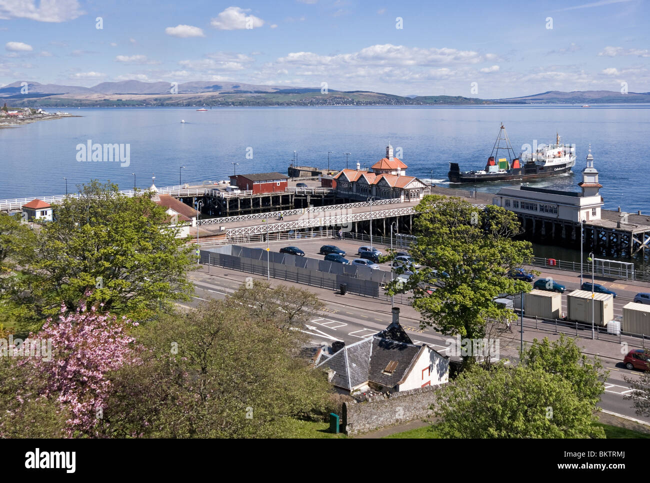 Caledonian MacBrayne car ferry Jupiter departs from Dunoon pier in