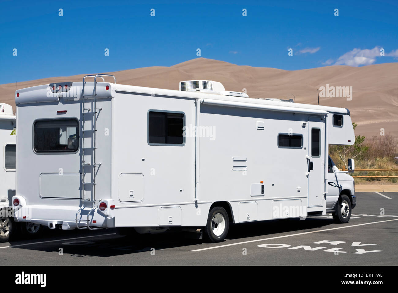 Luxury RV in Great Sand Dunes National Park Stock Photo - Alamy