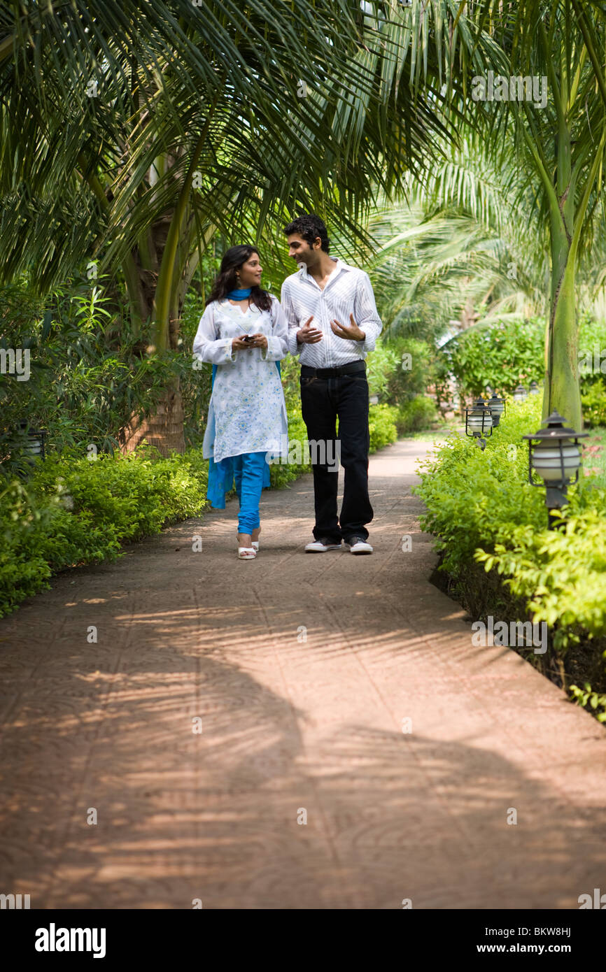 Indian couple park romance hi-res stock photography and images - Alamy