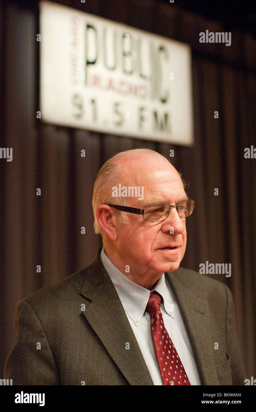 Radio npr wait hi res stock photography and images alamy
