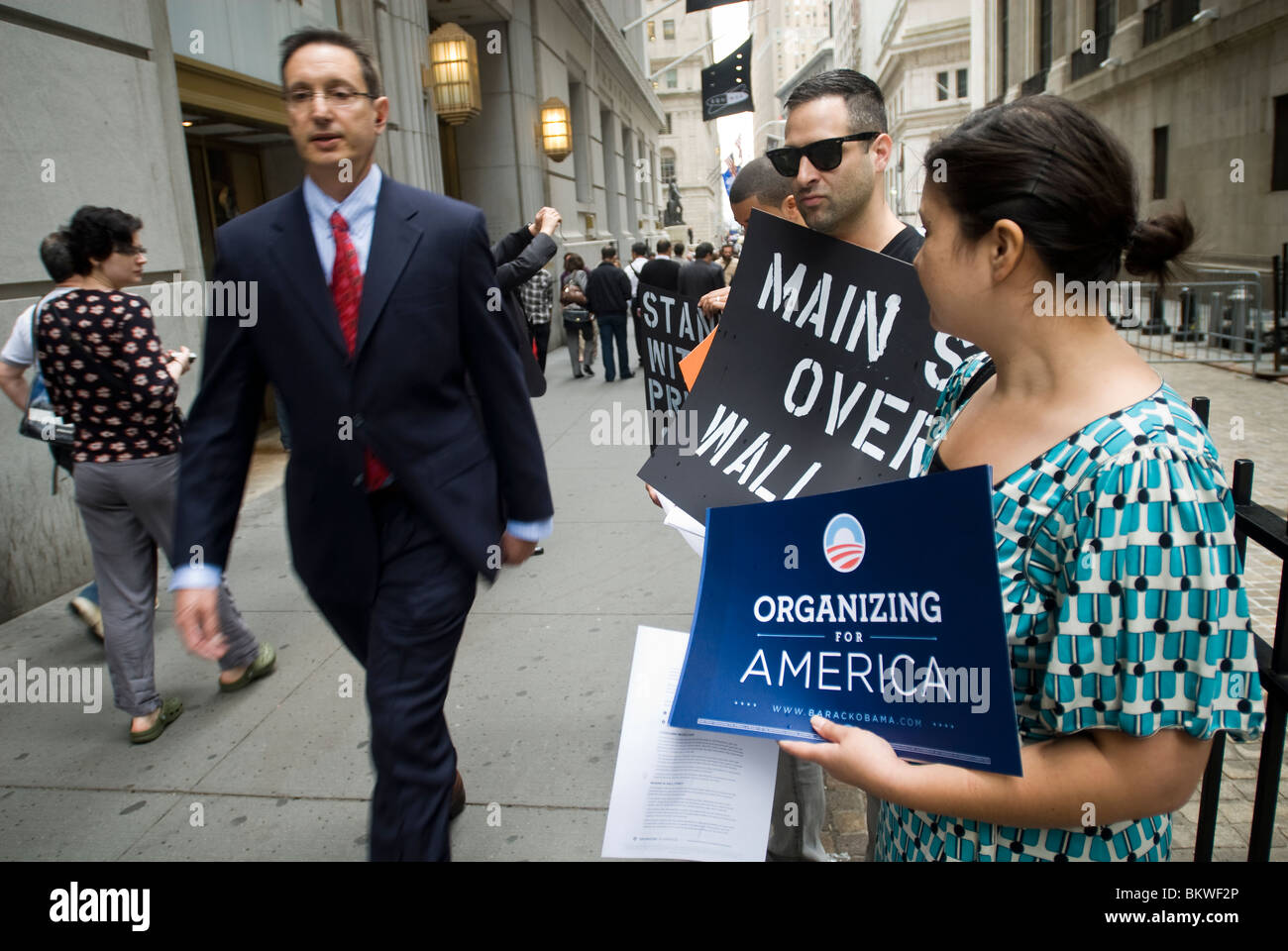 Members of the group Organizing for America protests in front of the New York Stock Exchange Stock Photo