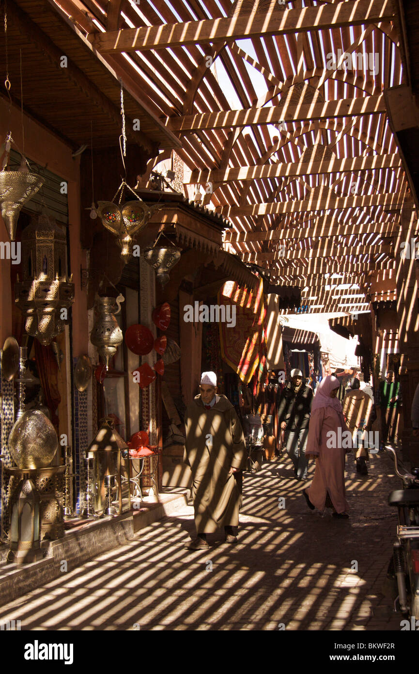 Light falls in shafts through the trellised roof of the 'Dyers' souk