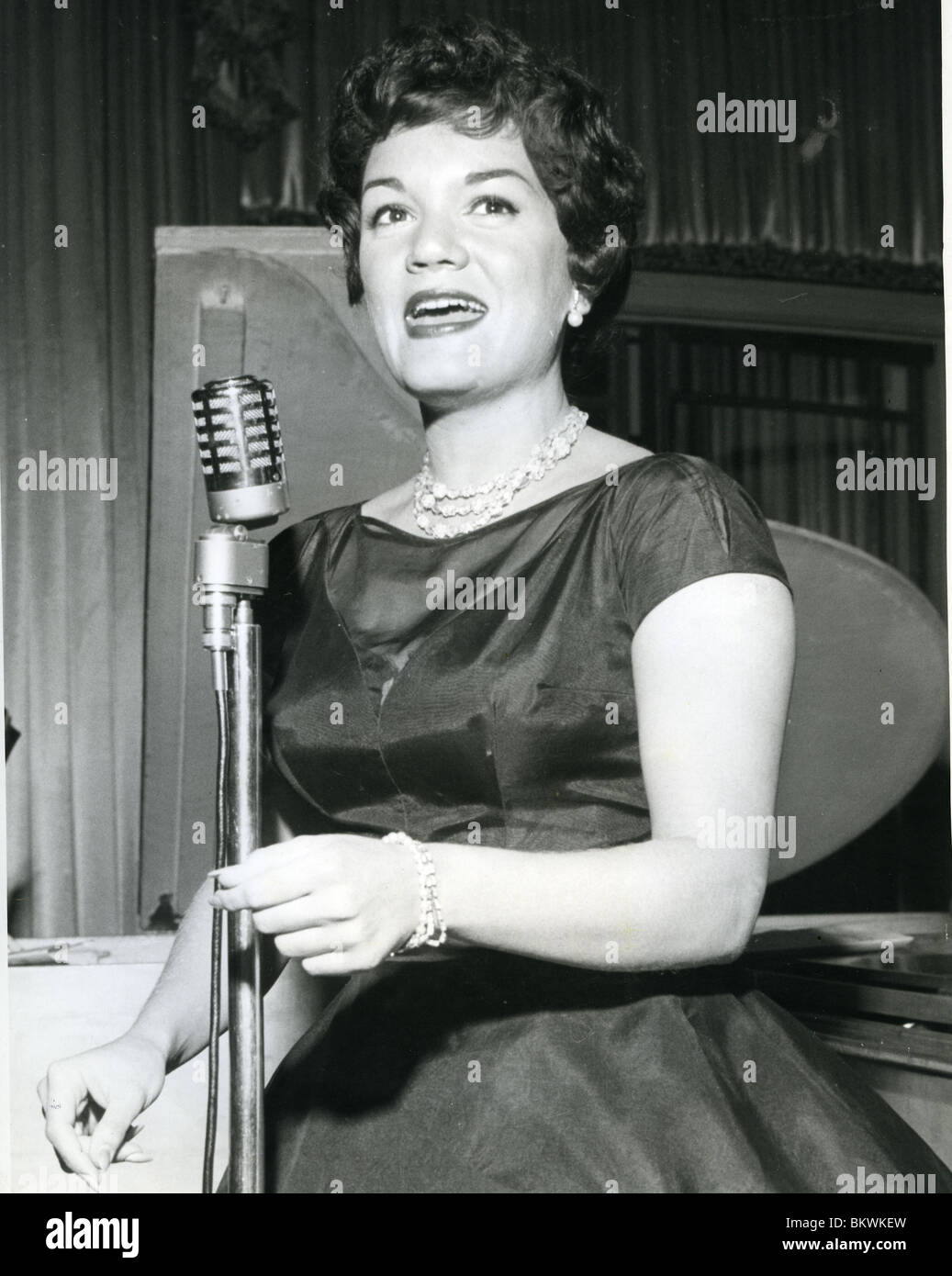CONNIE FRANCIS - US pop singer Stock Photo - Alamy