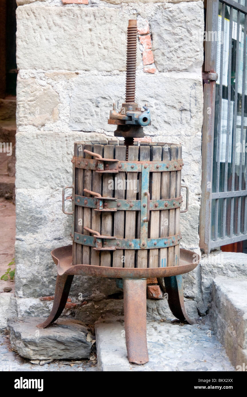 wine press grape pressing grapes winemaking making vineyard vine yard