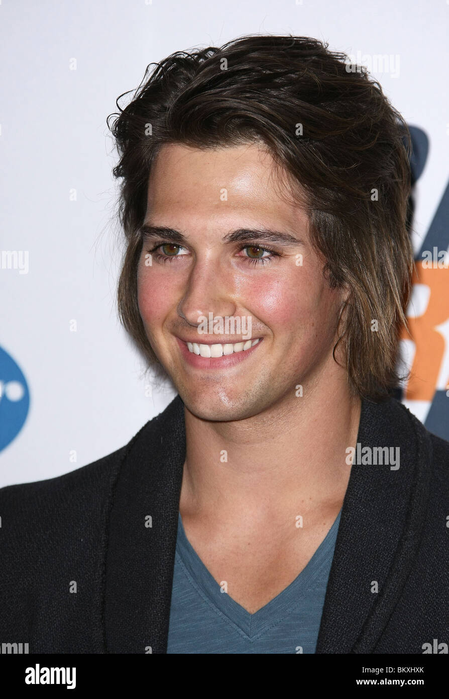 James maslow hi-res stock photography and images - Alamy