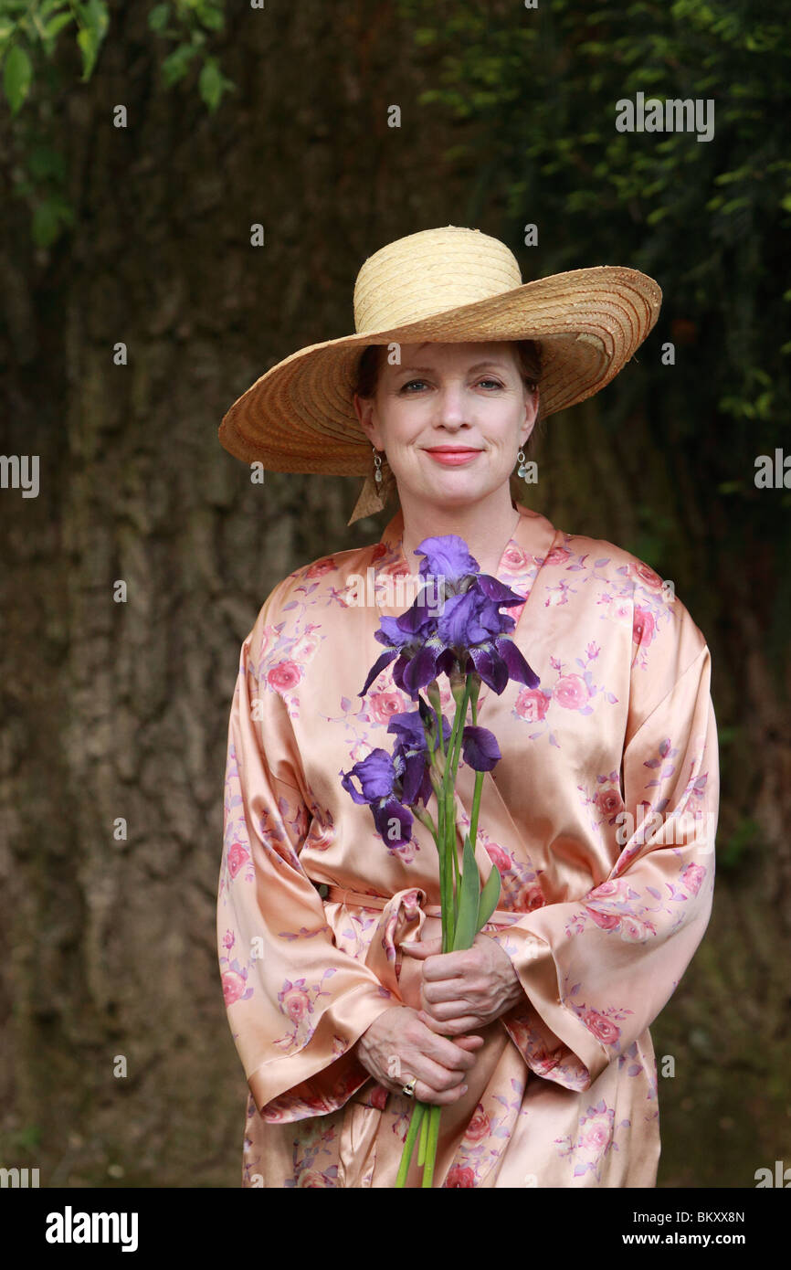 Lady in hat hi-res stock photography and images - Alamy