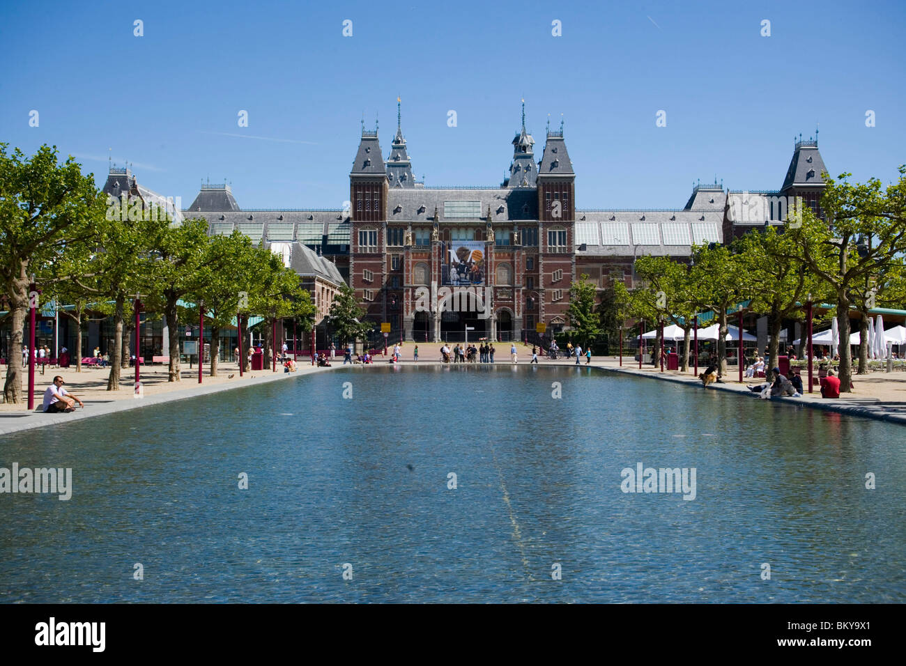 Front view of rijksmuseum amsterdam hi-res stock photography and