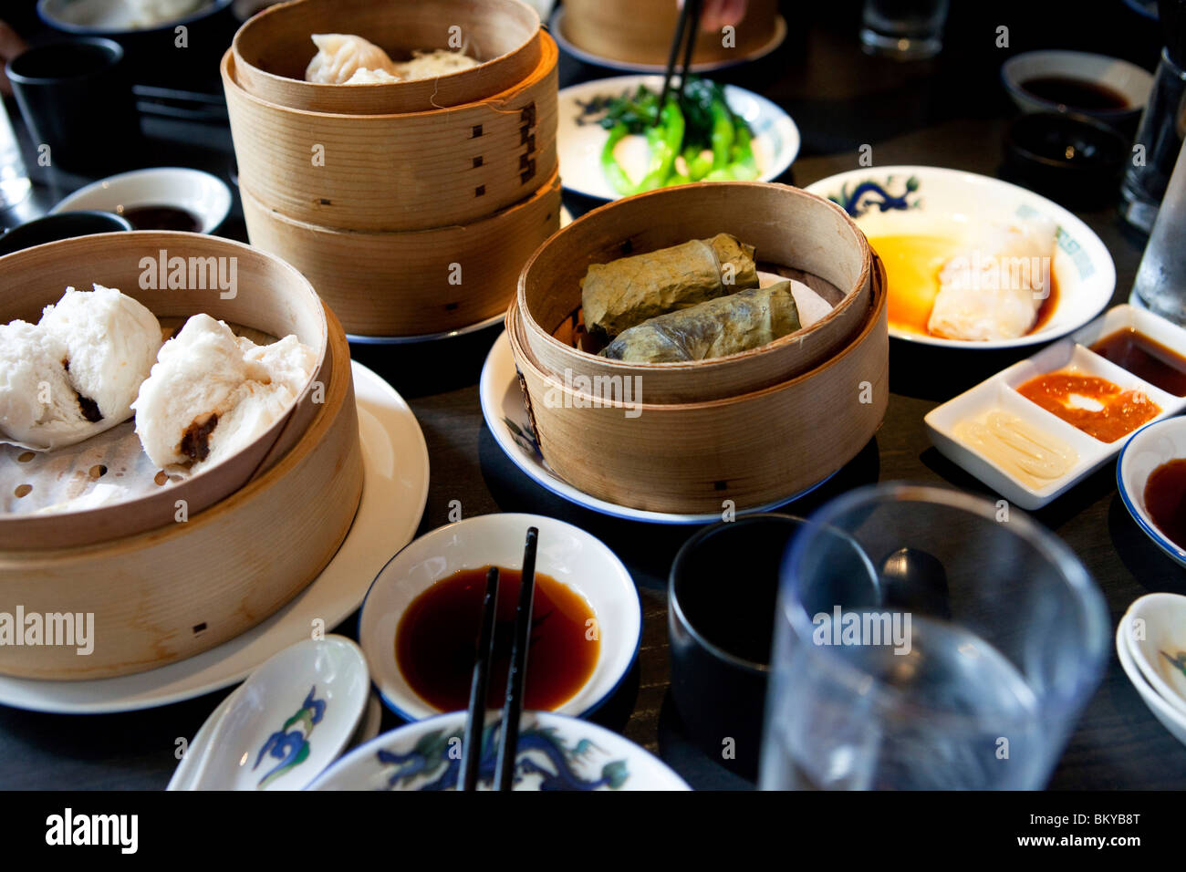 Table with dim sum in the Red Dragon restaurant, Hong Kong, China Stock ...