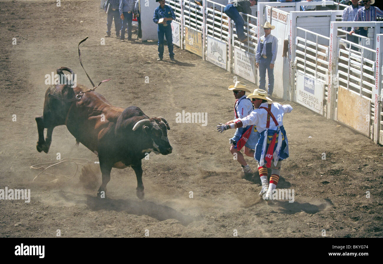 Rodeo clowns hi-res stock photography and images - Alamy