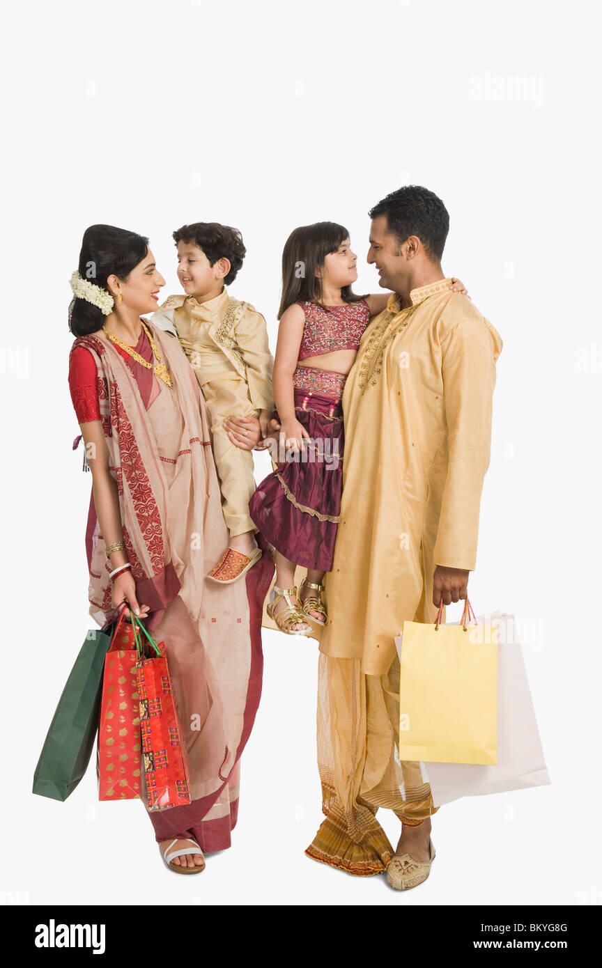 Bengali family shopping bags hires stock photography and images Alamy