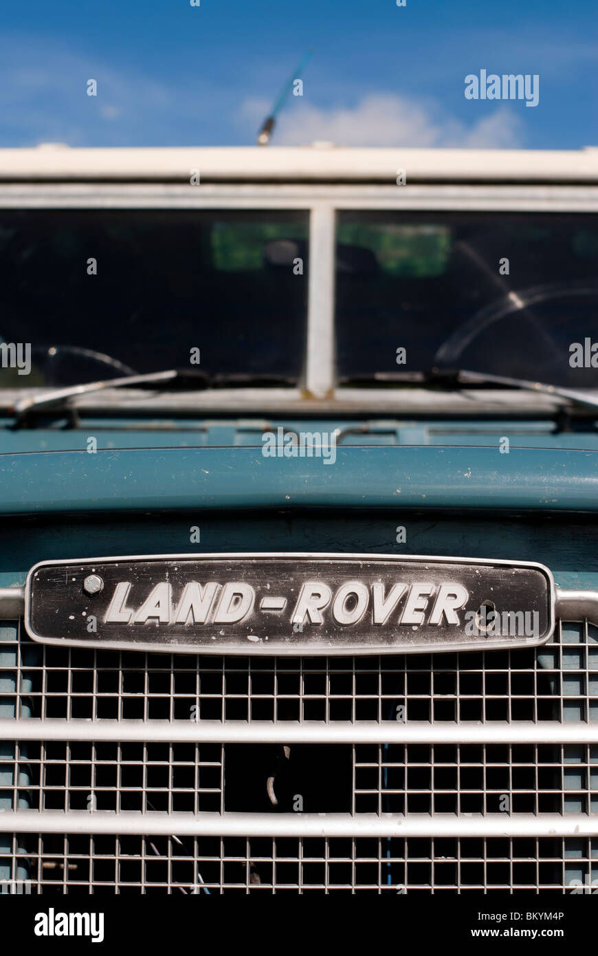 Land rover series iii hi-res stock photography and images - Alamy