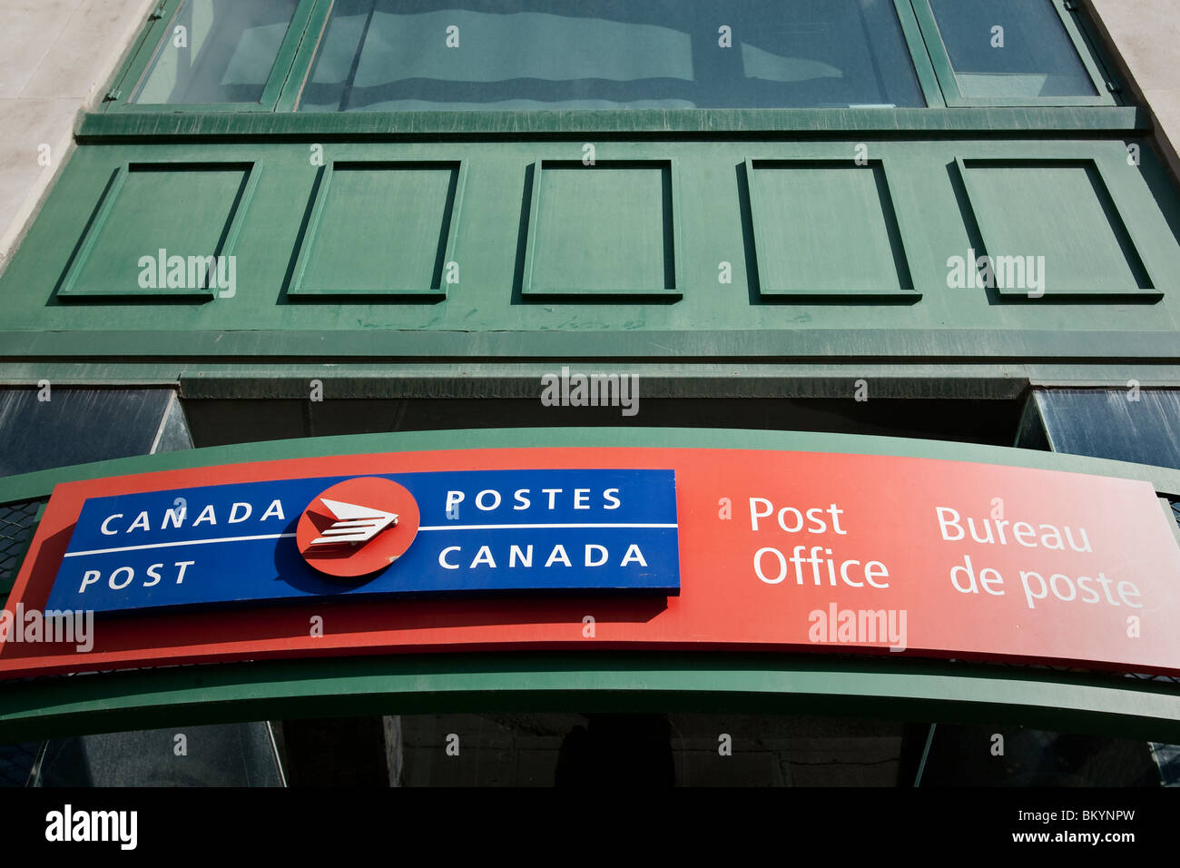 Canada Post Logo High Resolution Stock Photography and Images Alamy