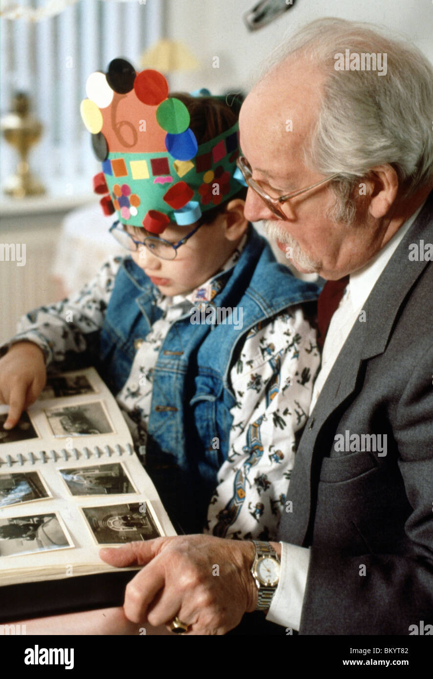 100 Birthday Family High Resolution Stock Photography and Images - Alamy