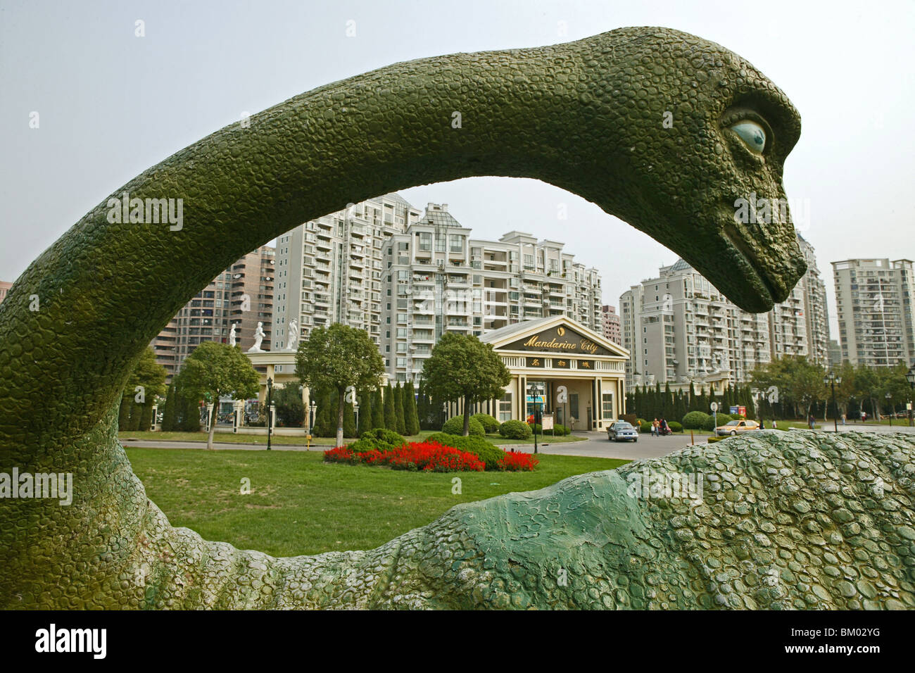 apartment towers, living in Shanghai, Mandarine City, near Hongqiao, highrise apartments, guarded residential complex, bewacht, Stock Photo