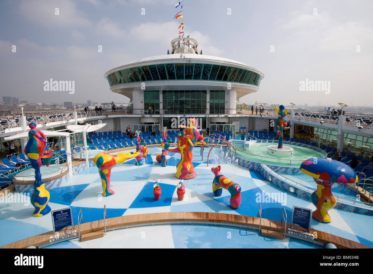 H2O Zone Pool & Fountains on Deck 11, Freedom of the Seas Cruise Ship, Royal Caribbean International Cruise Line Stock Photo