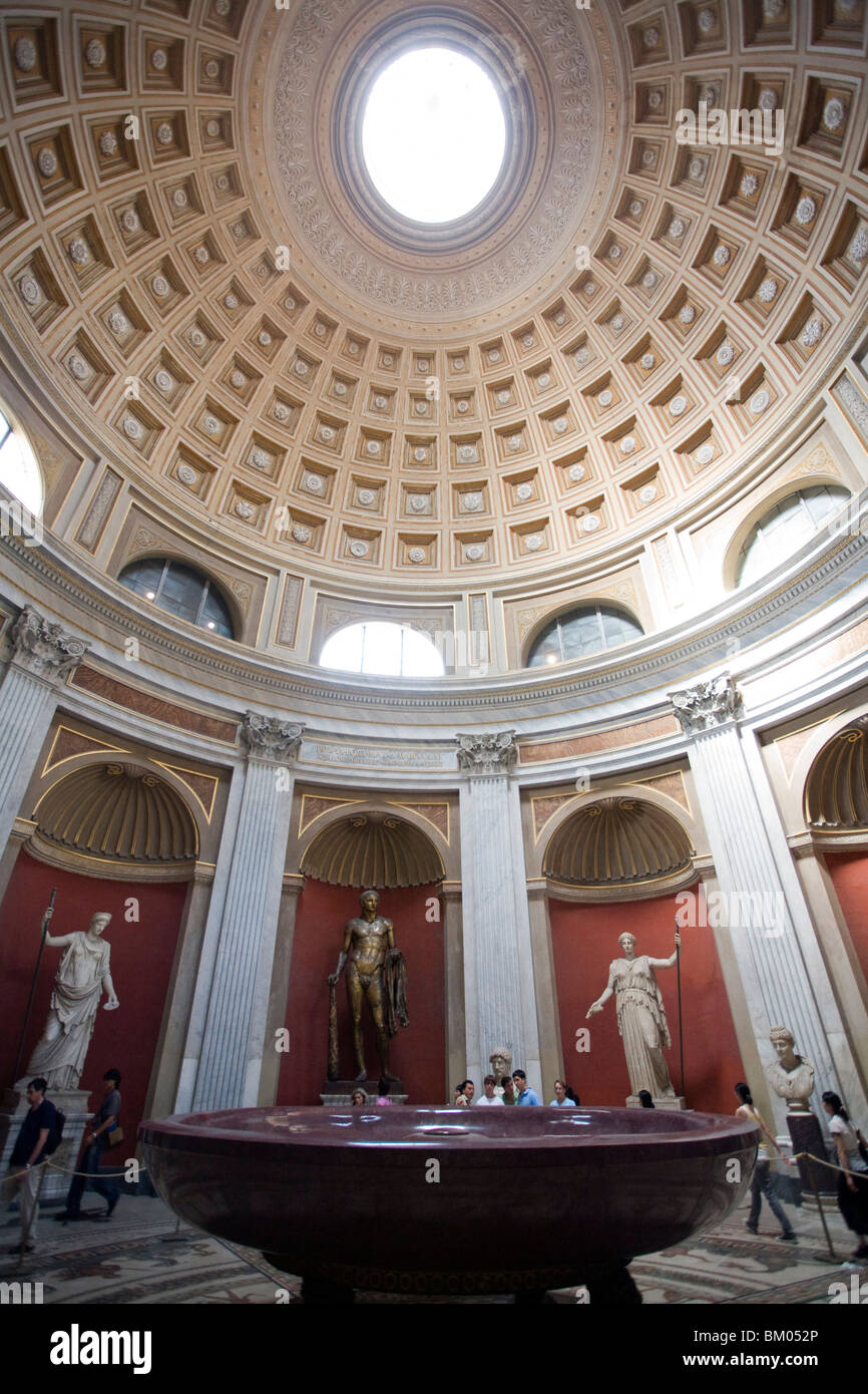 Round Room, PiusClementine Museum, Vatican Stock Photo Alamy