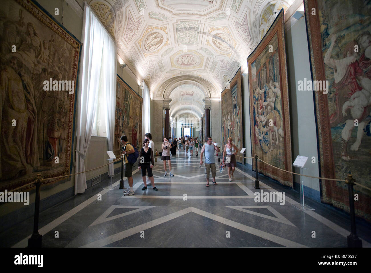 Visitors on tapestry room, Vatican Museums Stock Photo Alamy