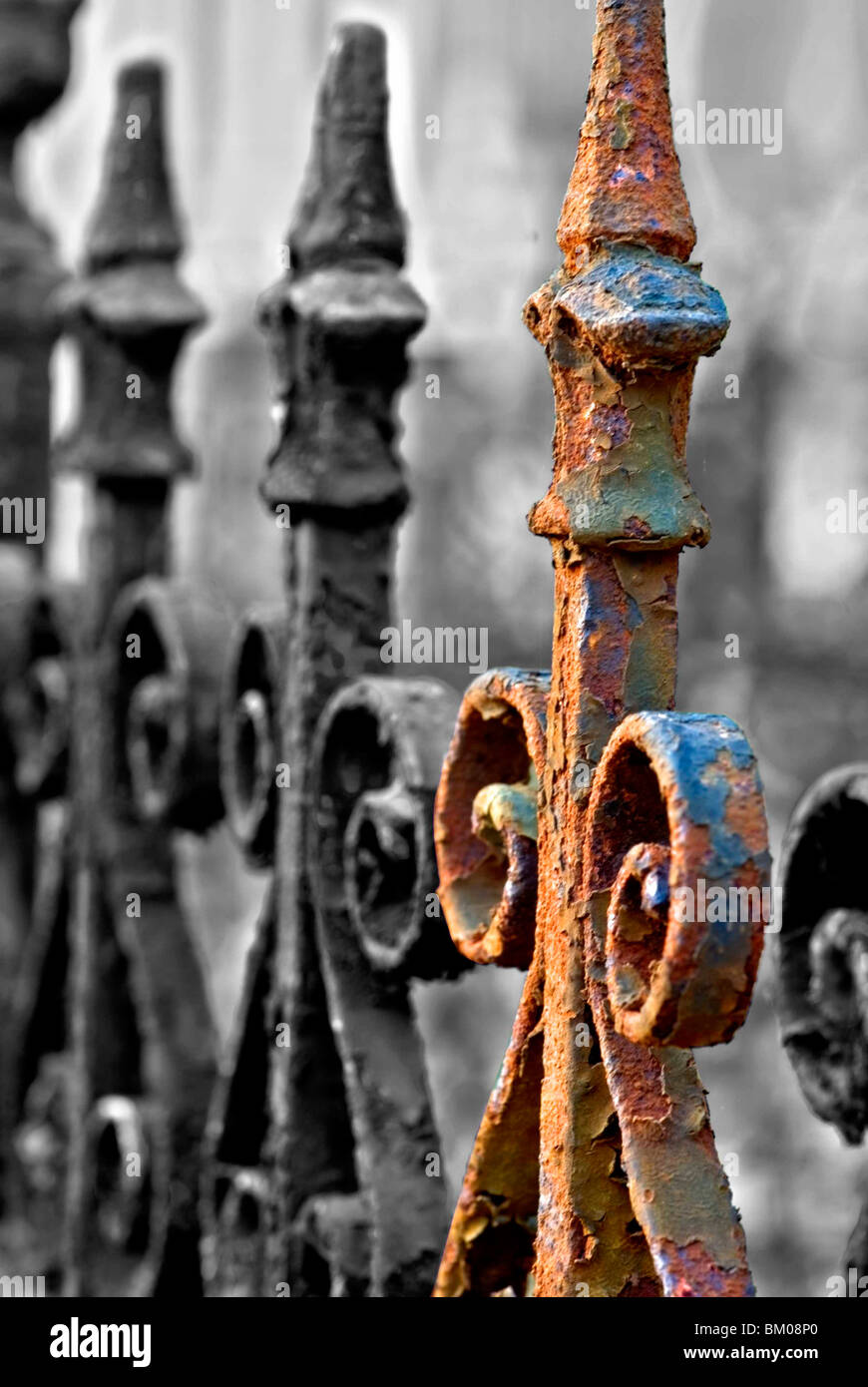 White rusty railing hi-res stock photography and images - Alamy