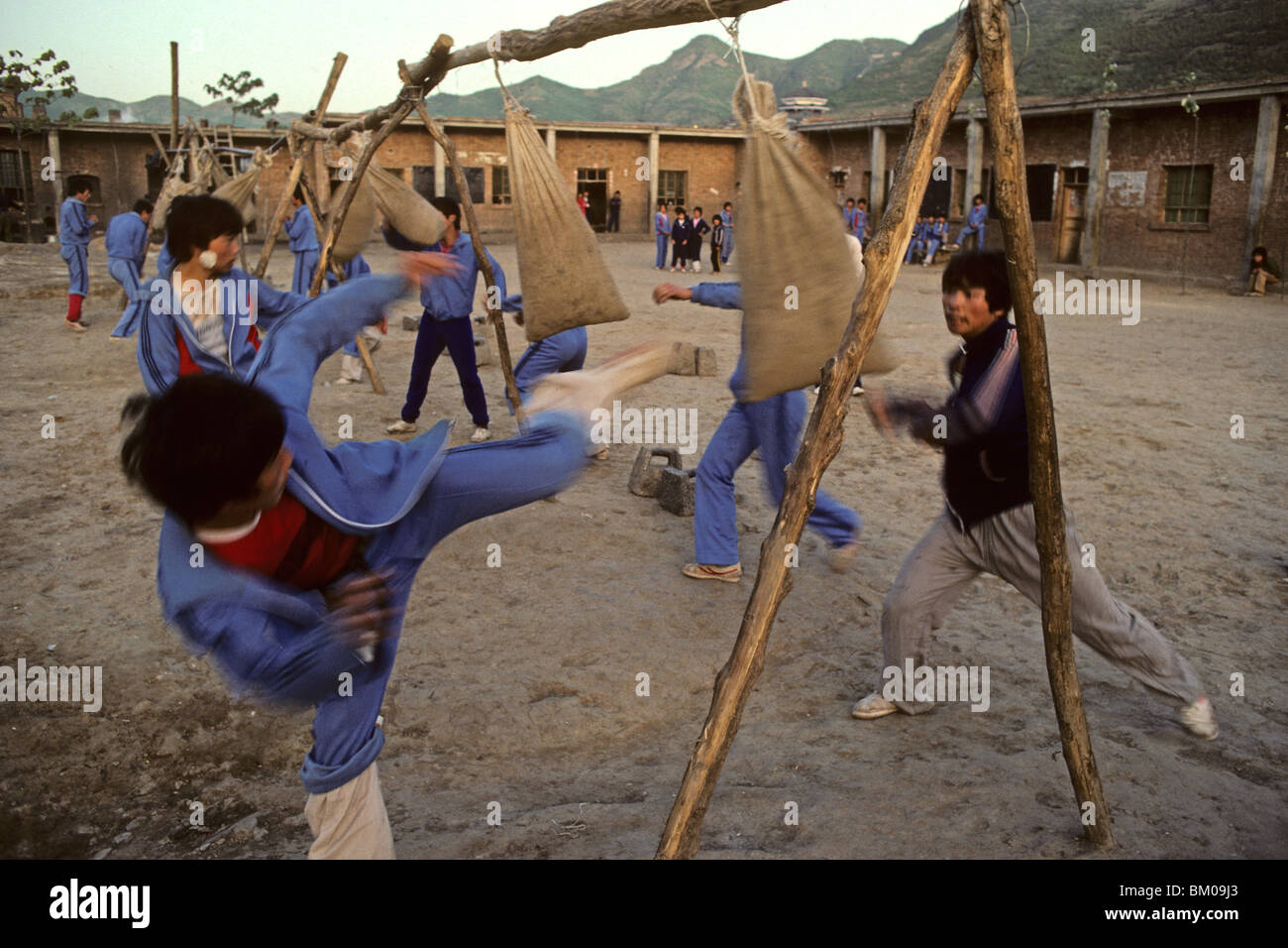 Kung Fu school in 1987 with simple equipment, Shaolin, Song Shan, Henan
